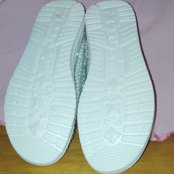 Hey Dude Women's White Beaded Flats - Picture 3 of 5